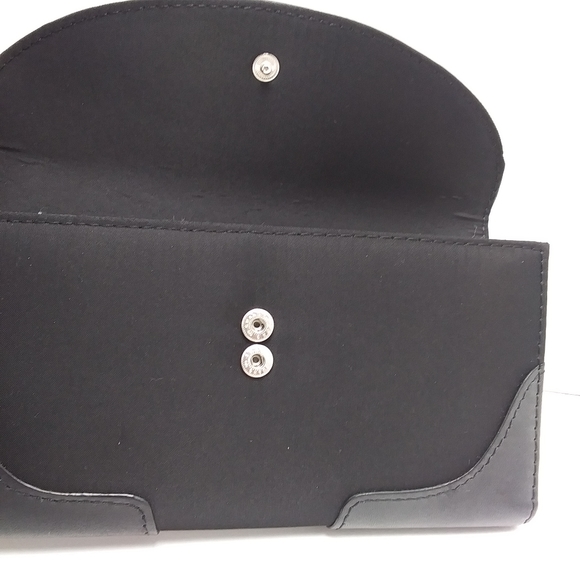BANANA REPUBLIC Black Nylon & Pleather Wallet Like New - Picture 8 of 12